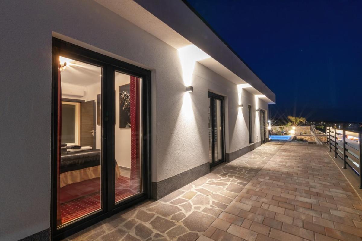 Villa Belissima Vista Mare *