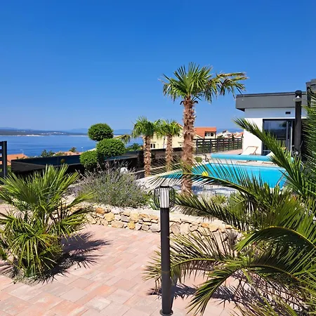 Villa Belissima Vista Mare Selce Exterior photo
